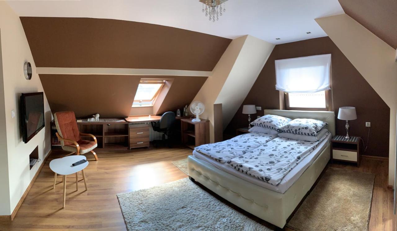 Apartament Podczerwone Czarny Dunajec Luaran gambar
